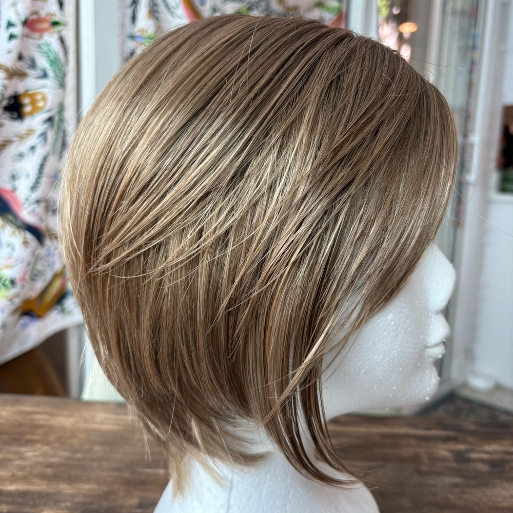 Stylish Blonde Wig for Women